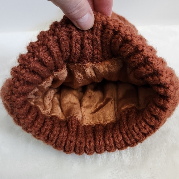 NWT Time and Tru Brown Cinnamon Spice Cable Knit Winter Beanie Hat - Picture 10 of 15